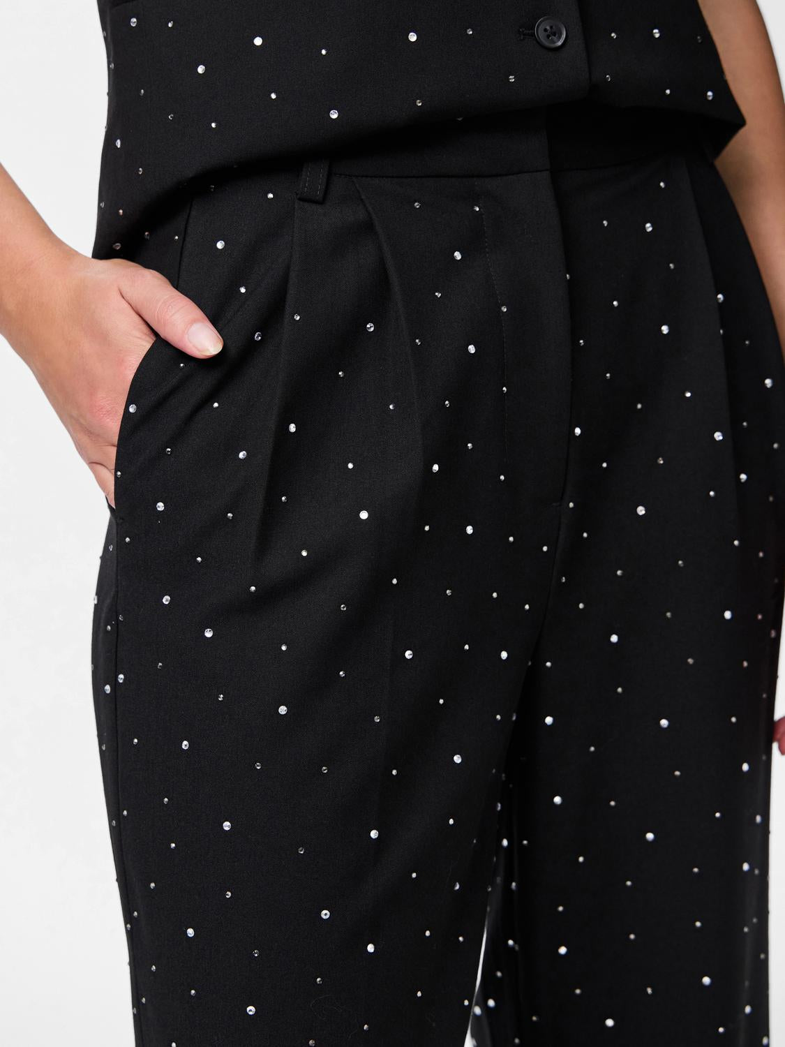 model_shot-detail